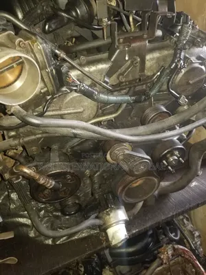 Nissan Pathfinder Engine