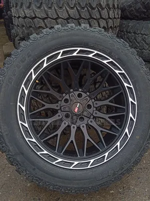 22 Inch Rim Off Road for Toyota Tundra and First Grade Tire