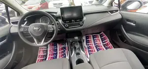 Toyota Corolla LE 2022 Silver