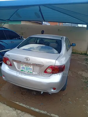 Toyota Corolla 2009 Silver