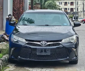 Toyota Camry 2017 Black