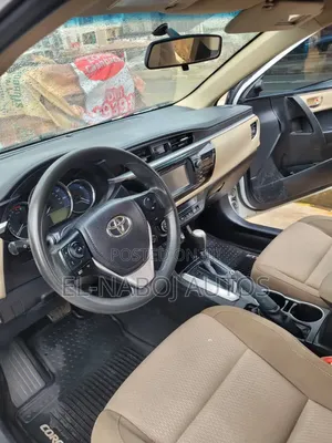 Toyota Corolla 2015 White