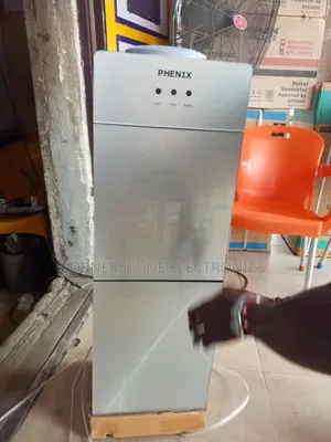 Phenix Hot and Cold Water Diapers With Fridge