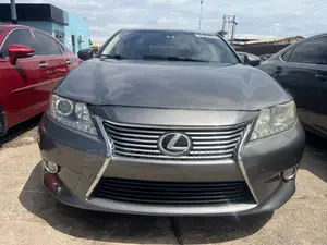 Lexus ES 350 FWD 2015 Gray