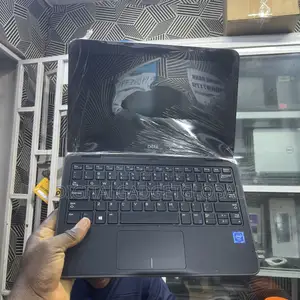 Laptop Dell Latitude 3190 4GB Intel Pentium SSD 60GB