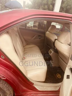 Toyota Camry XLE 4dr Sedan (2.4L 4cyl 5A) 2009 Red