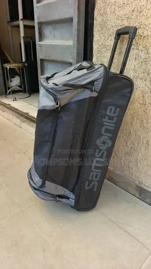 Size 25 Inches of Samsonite Travelling Bag