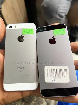 Apple iPhone SE 32 GB White
