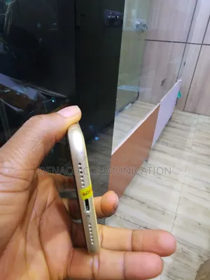 Apple iPhone XR 64 GB Yellow