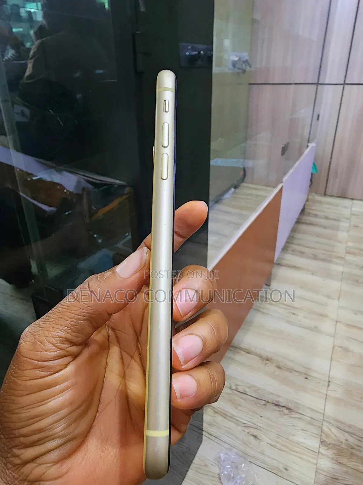 Apple iPhone XR 64 GB Yellow