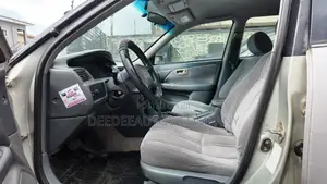 Toyota Camry SE 4dr Sedan (2.4L 4cyl 4A) 2002 Silver