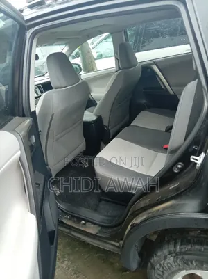 Toyota RAV4 LE 4dr SUV AWD (2.5L 4cyl 6A) 2014 Black