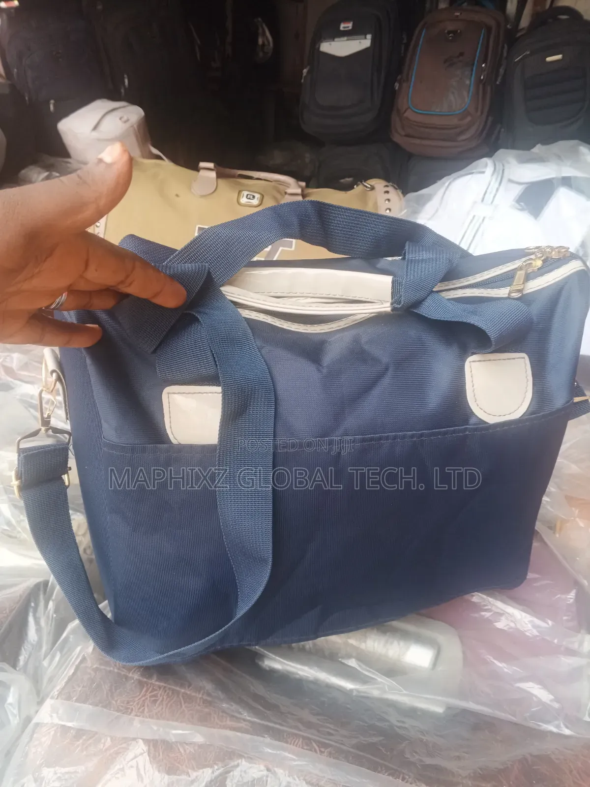 Portable Traveling Bag