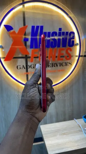 Apple iPhone 11 128 GB Red