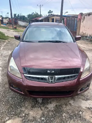 Honda Accord 2005 Red