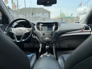 Hyundai Santa Fe SE AWD 2016 Gray