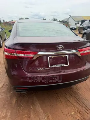 Toyota Avalon XLE 4dr Sedan (3.5L 6cyl 6A) 2014 Brown