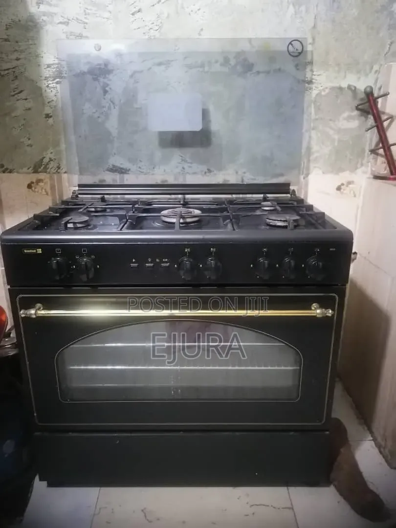 5 Burner Gas Cooker and Oven