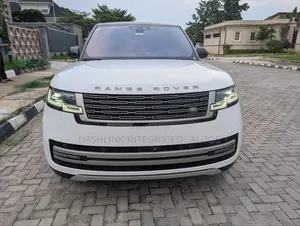Land Rover Range Rover Vogue 2023 White