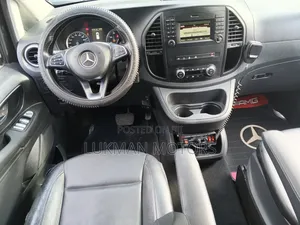 Mercedes-Benz Vito 2018 Black