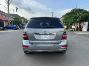 Mercedes-Benz M Class ML 350 BlueTEC 4Matic 2010 Silver