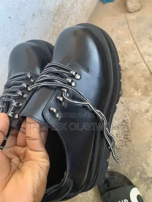 Used Once Bottega Veneta Corporate Leather Shoe