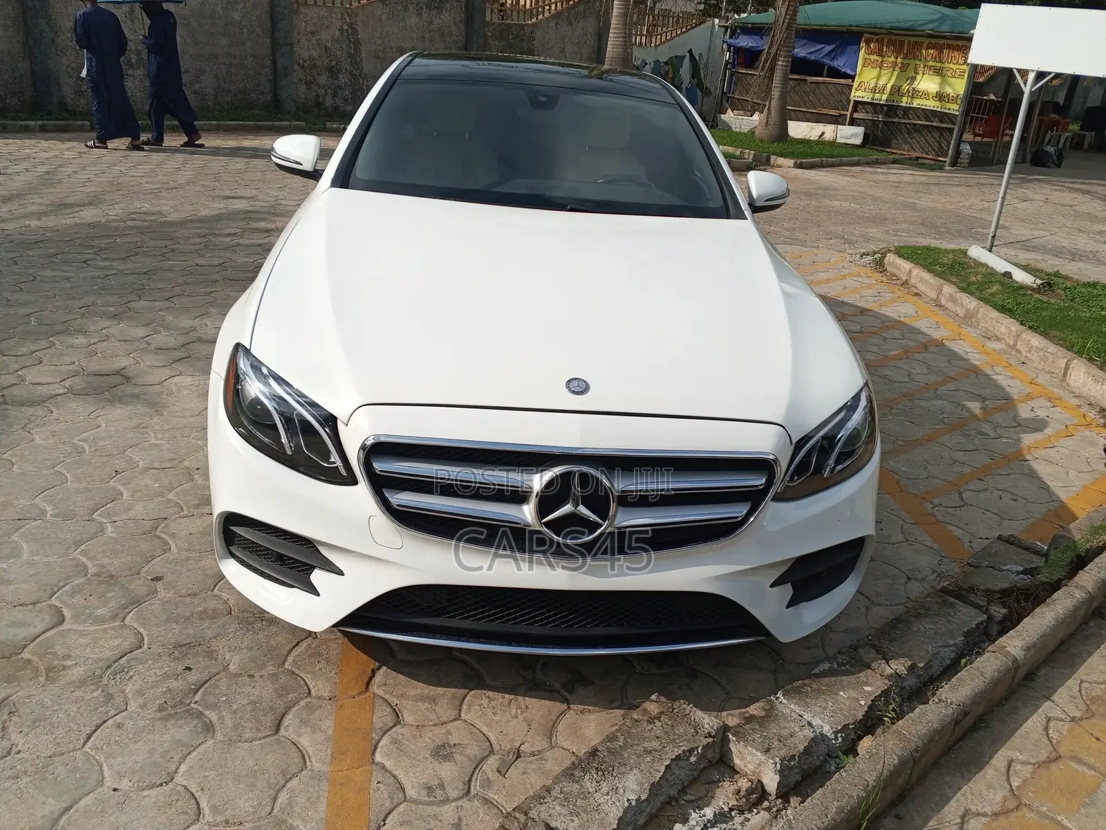 Mercedes-Benz E300 2017 White