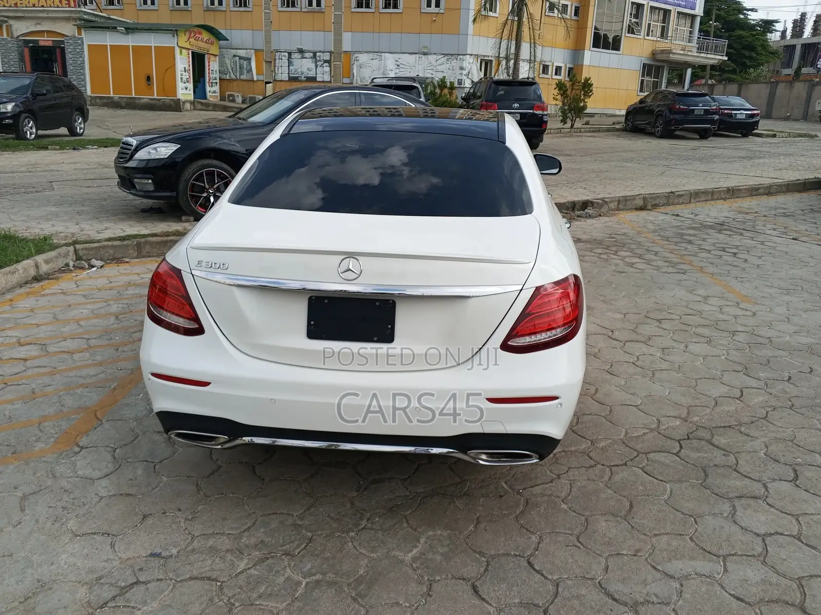 Mercedes-Benz E300 2017 White