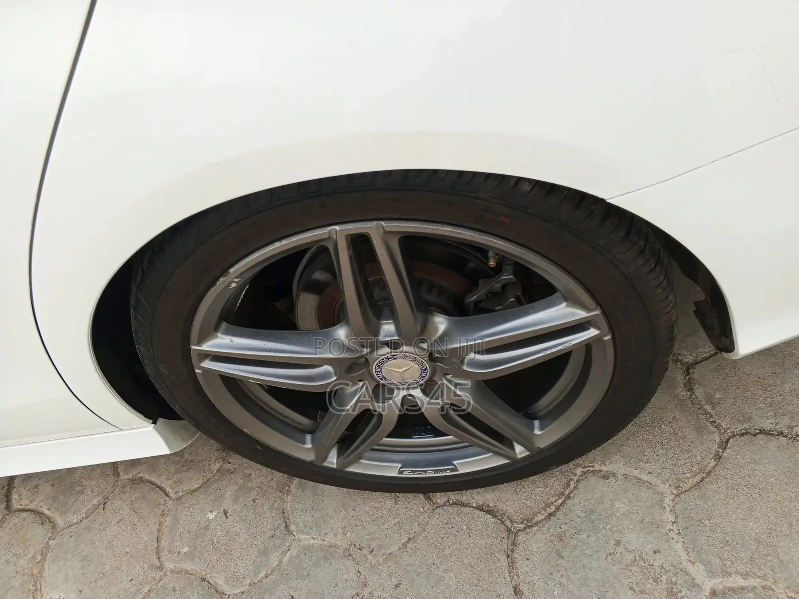 Mercedes-Benz E300 2017 White
