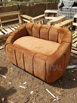 Round Chair