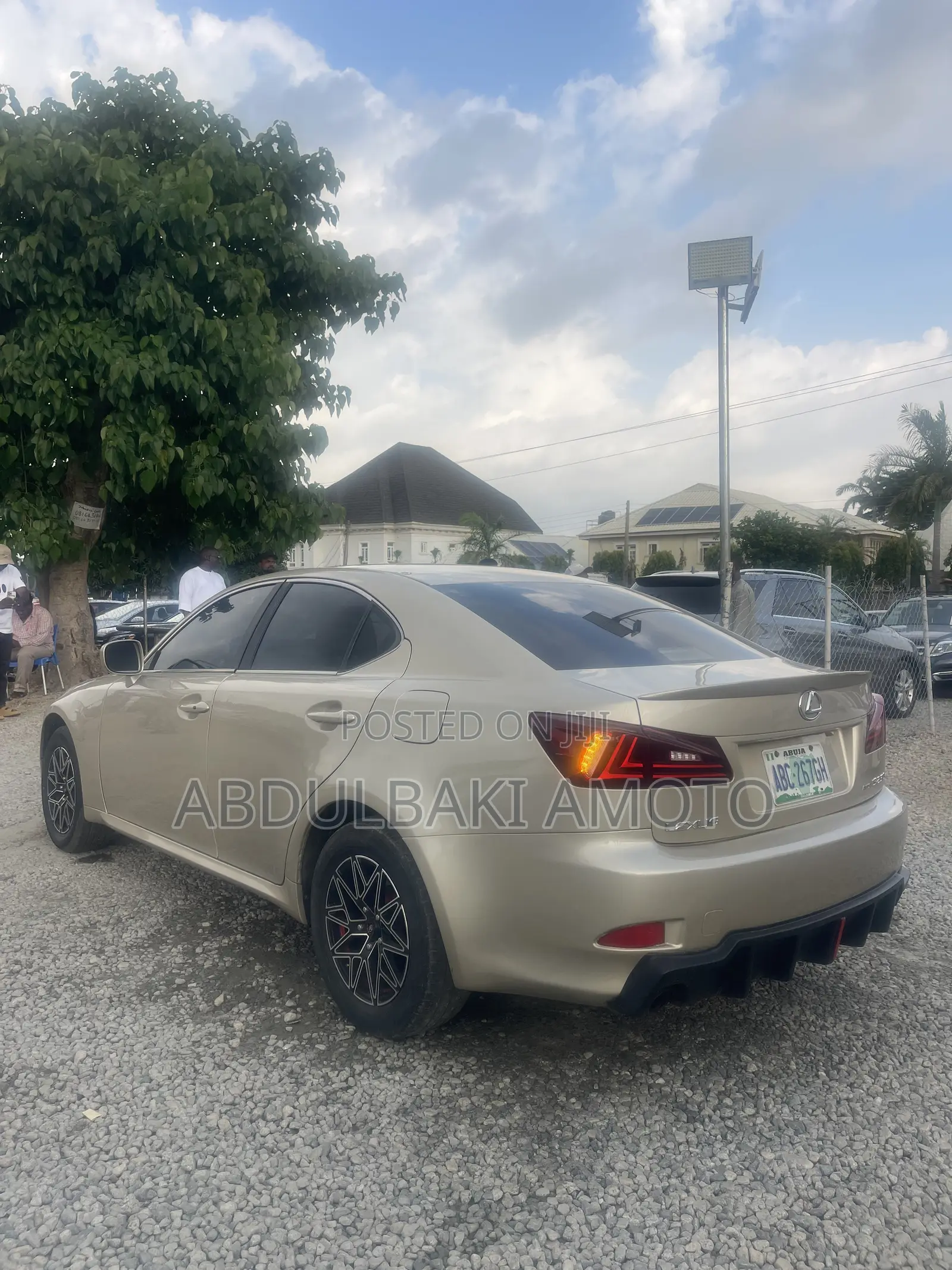 Lexus IS 2005 Gold