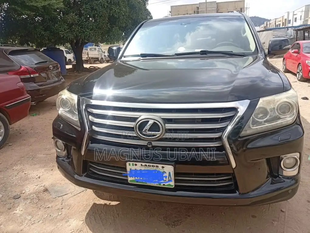 Lexus LX 570 2012 Black