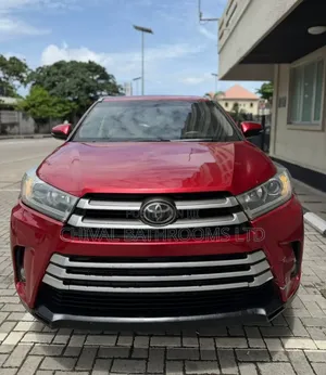 Toyota Highlander 2015 Red