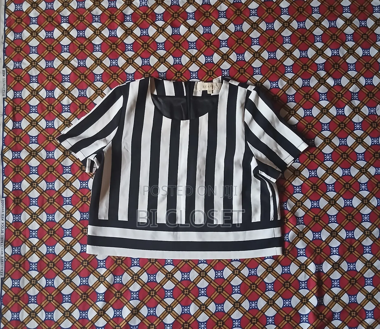 Crop Top - (Size 6-8)