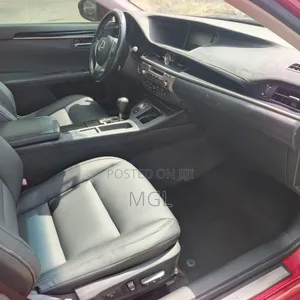 Lexus ES 2014 Red