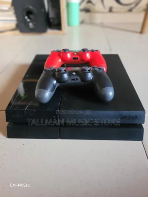 Playstation 4 Console