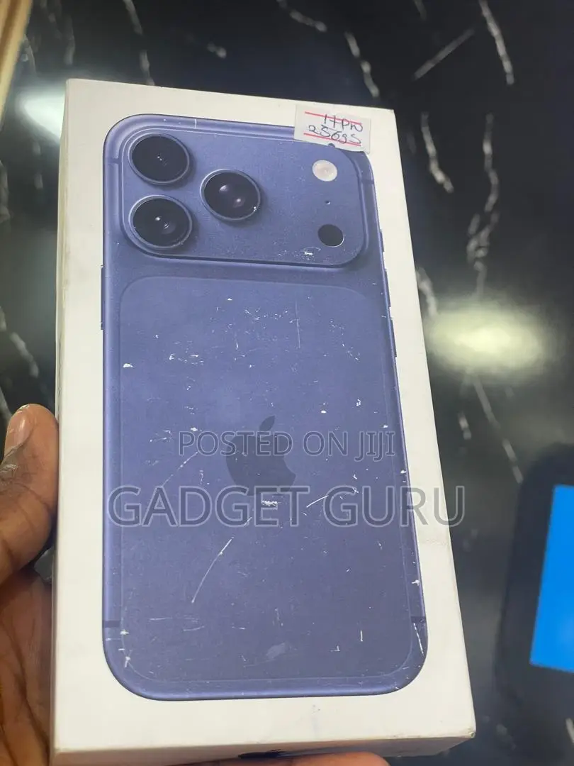 New Apple iPhone 17 Pro 256 GB Blue