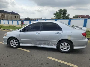 Toyota Corolla 2005 Silver