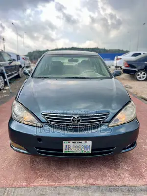 Toyota Camry 2004 Blue
