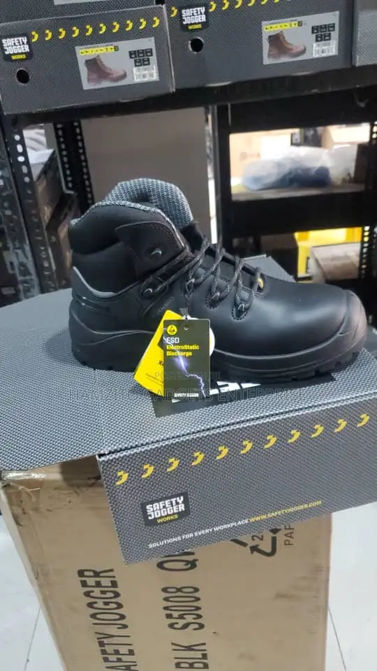 Safety Joggers/Trainers/Boots