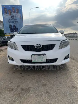 Toyota Corolla LE 4dr Sedan (1.8L 4cyl 4A) 2010 White