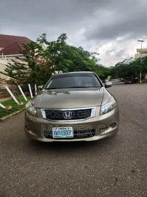 Honda Accord 2009 Gold