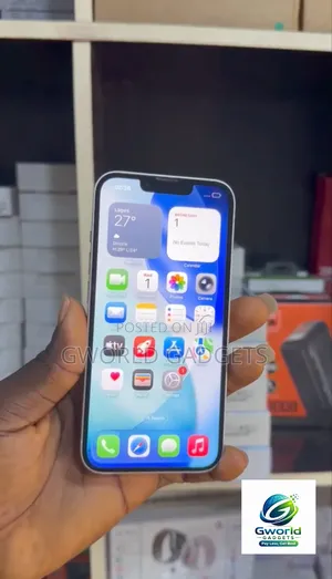 Apple iPhone 13 128 GB White