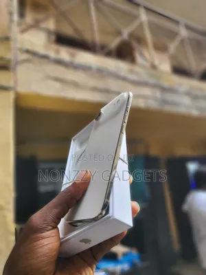 New Apple iPhone Air 256 GB White