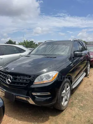Mercedes-Benz M Class ML350 4MATIC 4dr SUV AWD (3.5L 6cyl 7A) 2015 Black