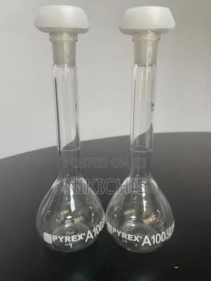 Pyrex Volumetric Flask, Class A, 100 Ml