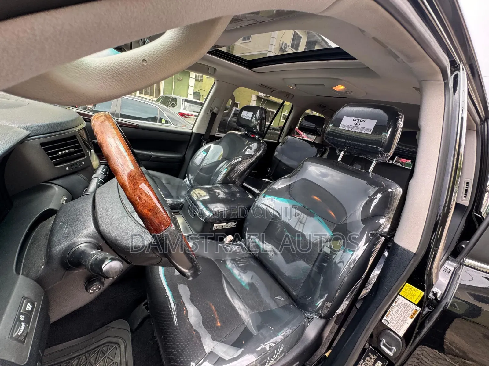 Lexus LX 570 2010 Black