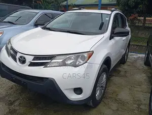 Toyota RAV4 2015 White
