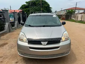 Toyota Sienna LE FWD 2006 Silver