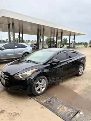 Hyundai Elantra GLS 2012 Black